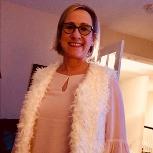 Meet your Posher, Joni